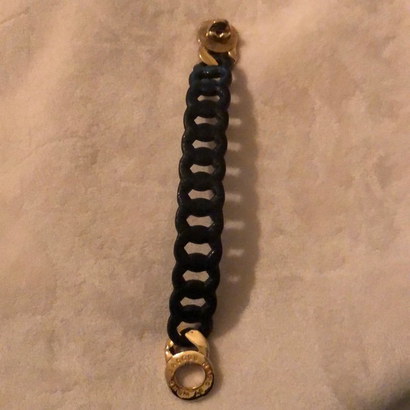 Marc by Marc Jacobs black turnlock bracelet - Picture 3 of 6